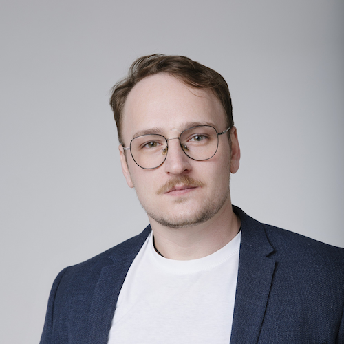 Дмитрий Плотников