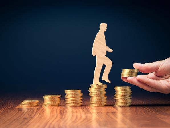 Статус и прогноз изменения оплаты труда в РФ
