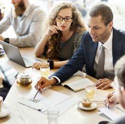 How to go through the adaptation in a new workplace? 